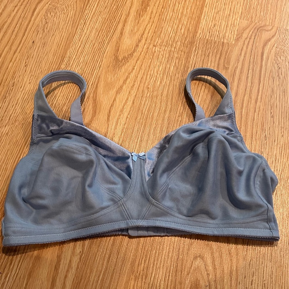 Bestform Wireless Full Coverage Comfort Bra Blue Satin Trim Bow‎ Detail 40DD